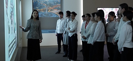 Ученики познакомились с документальным наследием Архива Президента фото галереи 5